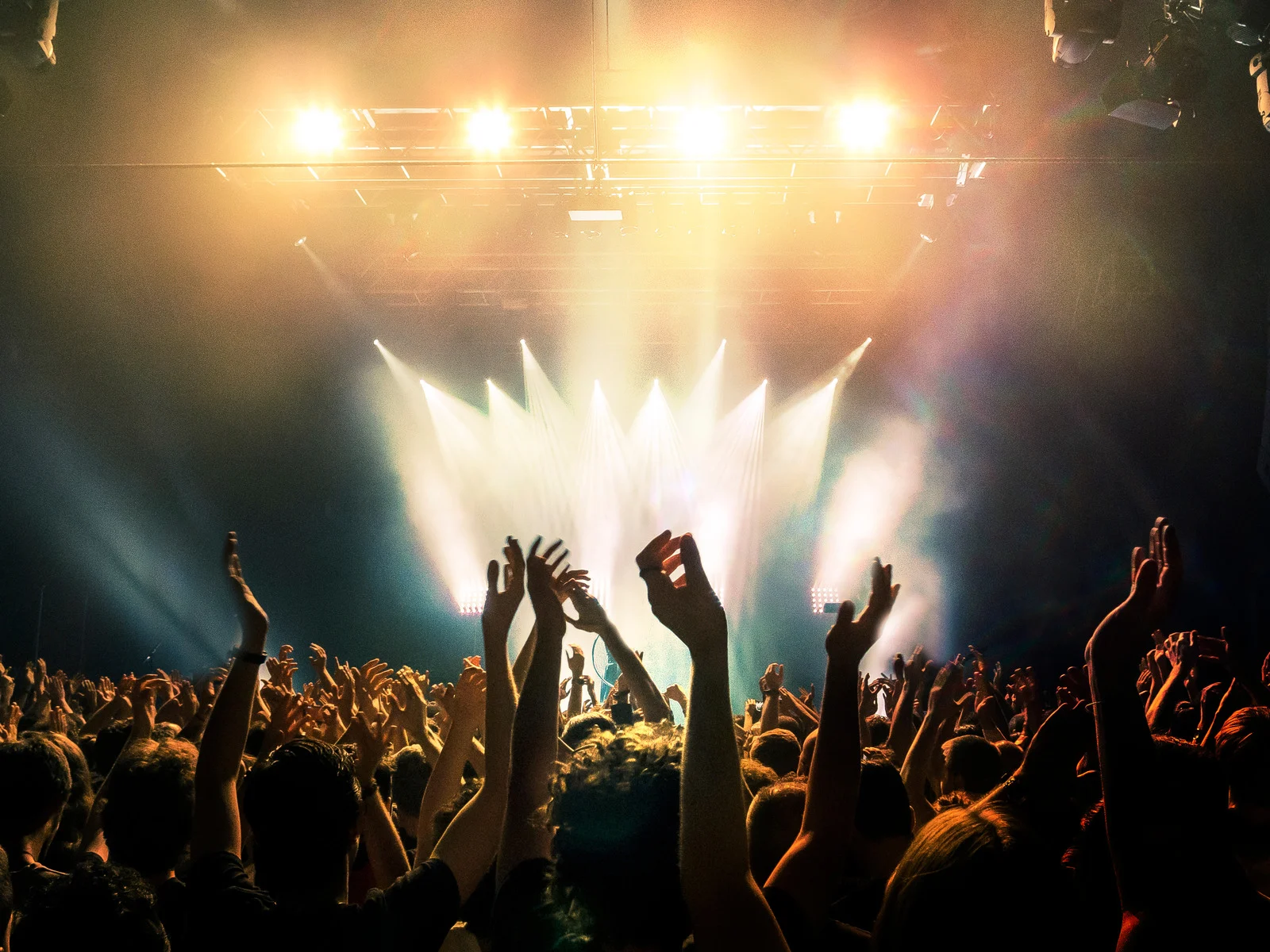 STAFF PARA FESTIVALES Y EVENTOS DEPORTIVOS: RETOS OPERATIVOS Y SOLUCIONES