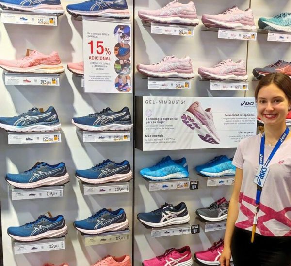 ASICS-BRAND-AMBASSADORS-ASICS-RETAIL-ACTIVACION-PUNTO-DE-VENTA-PROMOTORES-PUNTO-DE-VENTA-2