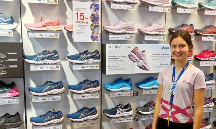 ASICS-BRAND-AMBASSADORS-ASICS-RETAIL-ACTIVACION-PUNTO-DE-VENTA-PROMOTORES-PUNTO-DE-VENTA-2
