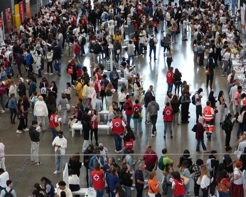 EL EMPLEO COMO MOTOR DE INCLUSIÓN: NUESTRA EXPERIENCIA EN LA IX FERIA DE EMPLEO DE CRUZ ROJA